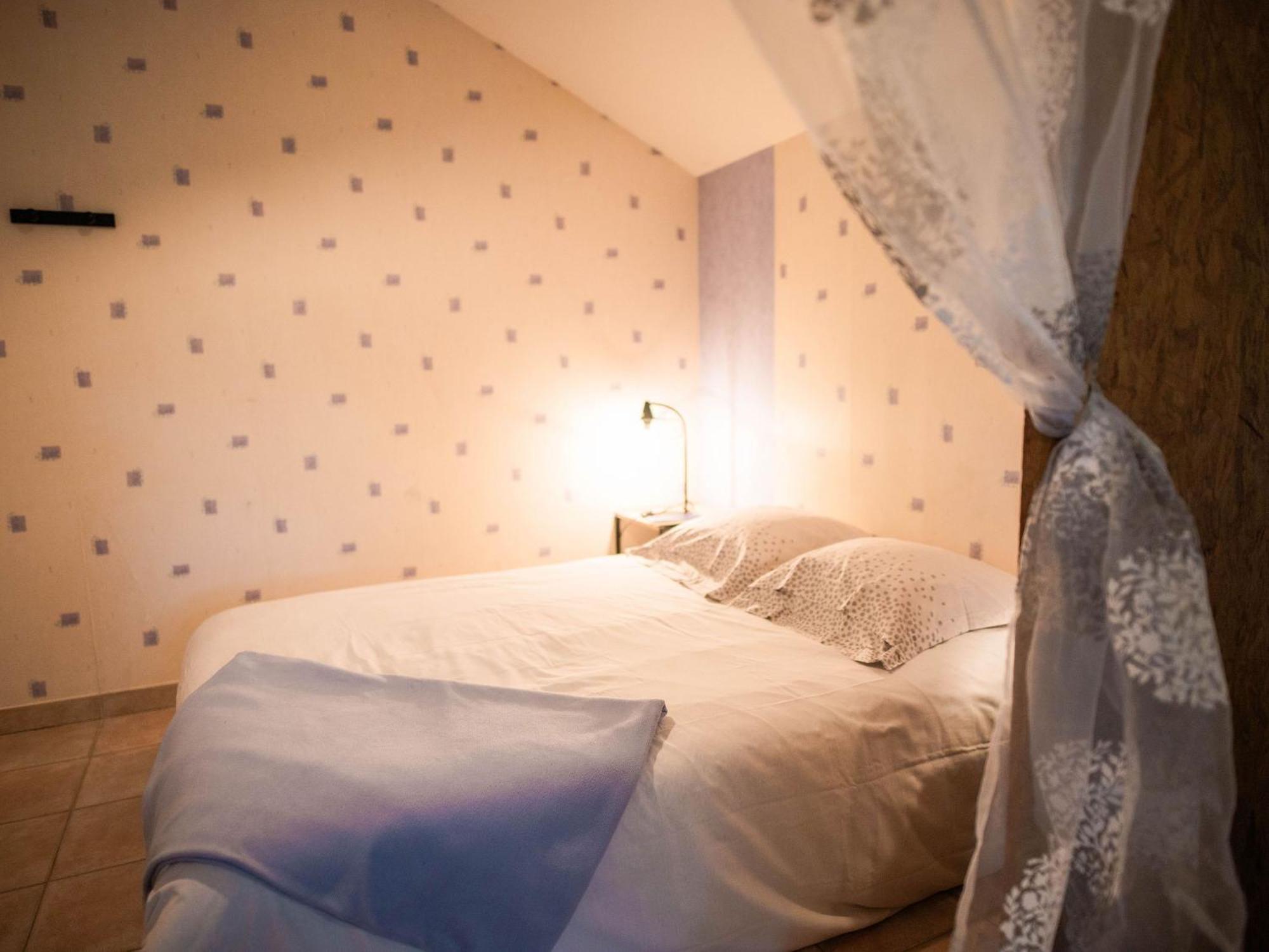 Gite De Charme Renove Avec Cheminee, Terrasse Et Proche Randonnees - Capacite 13 Pers. - Fr-1-410-179 Saint-Léonard-des-Bois Exteriér fotografie
