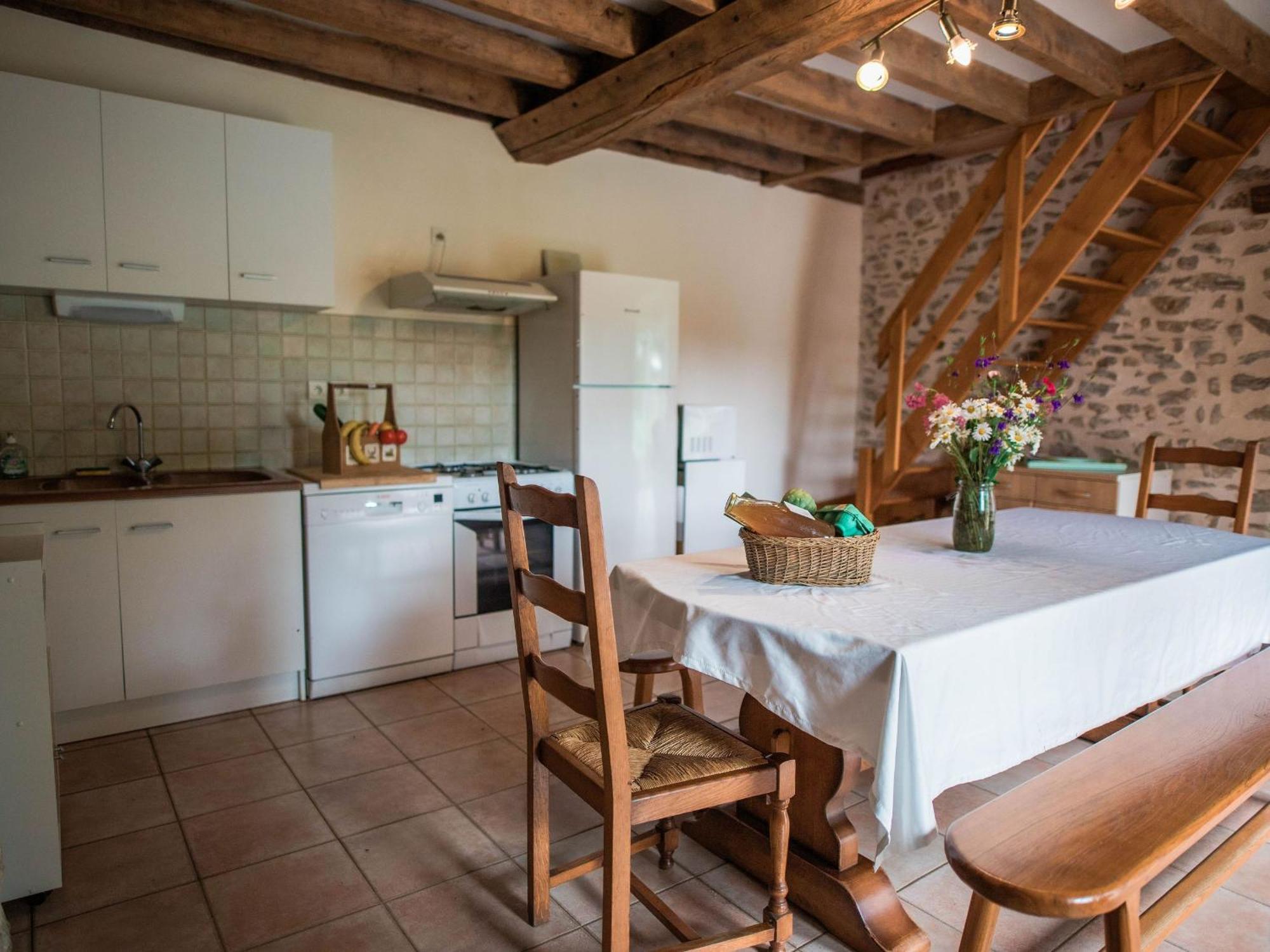 Gite De Charme Renove Avec Cheminee, Terrasse Et Proche Randonnees - Capacite 13 Pers. - Fr-1-410-179 Saint-Léonard-des-Bois Exteriér fotografie